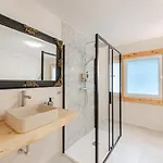 Alma Sella Nevea Apartment